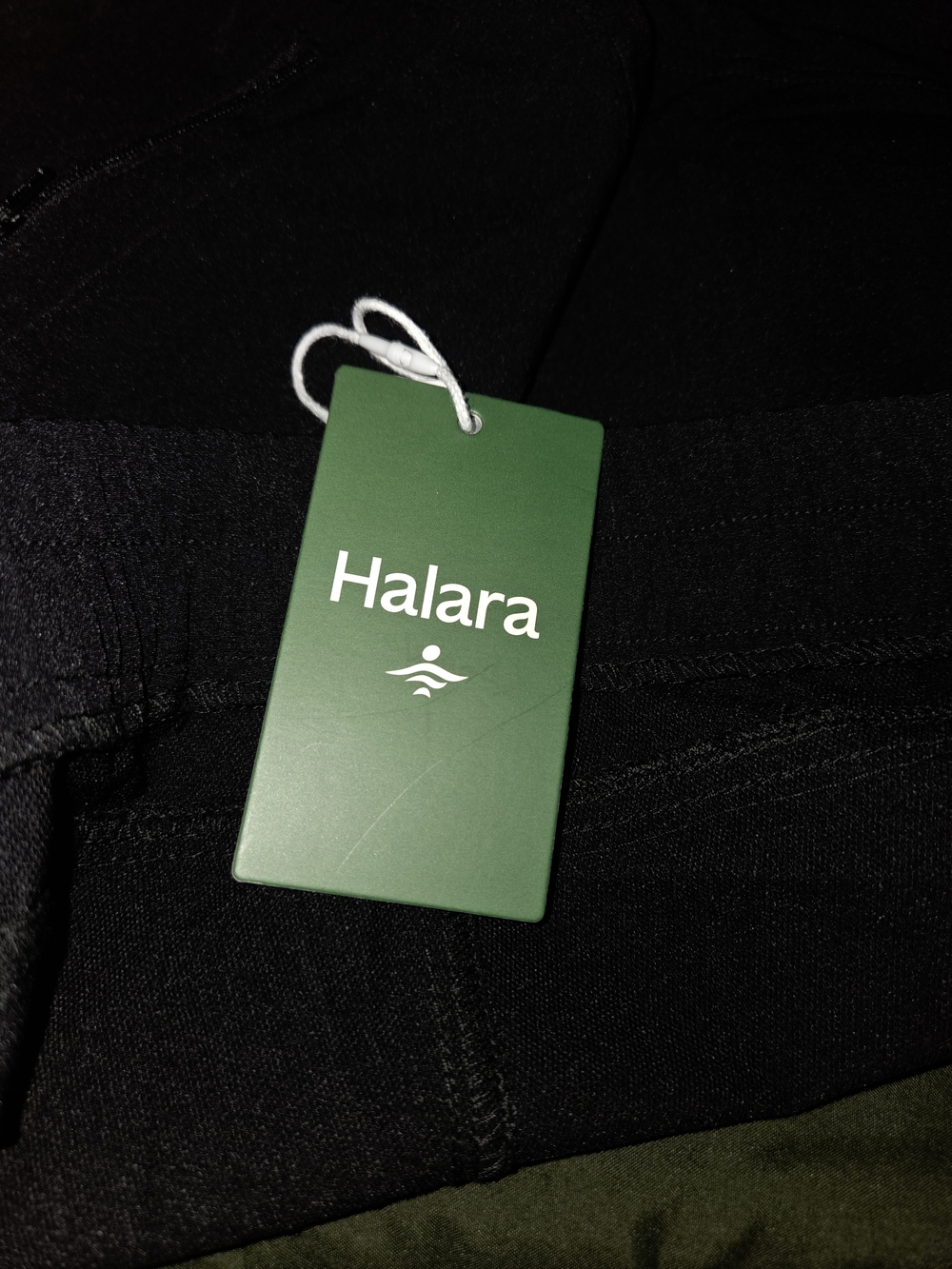 Halara Mid Rise Adjustable Waistband Pocket Casual Shorts- Size XL - Picture 7 of 7